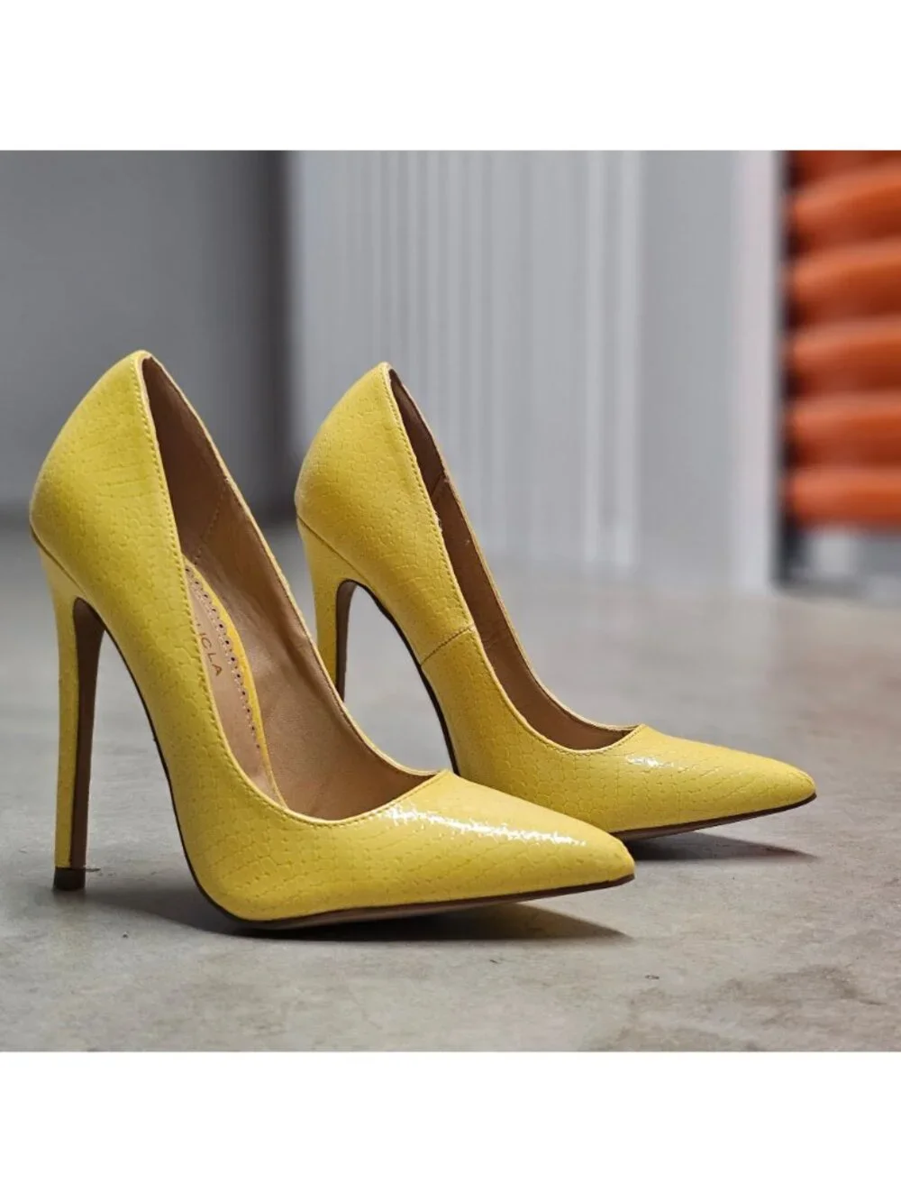 Yellow High Heel Pumps With Faux Snakeskin Texture & Pointed Toe Design